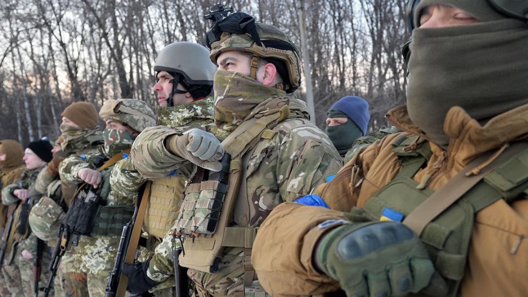 Клеймили буквой «Z», обливали холодной водой и держали в подвале - бывший военнопленный боец ВС РФ рассказал о пытках «азовцев»*