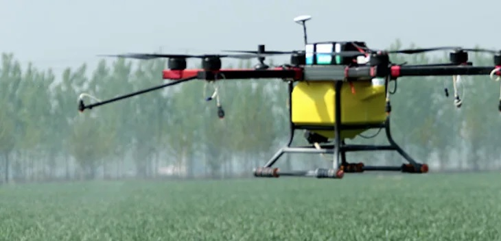 «Квадрокоптеры на дорогах разрешили, а сельхоздроны под запретом» – невозможность использовать дроны вредит АПК Кубани