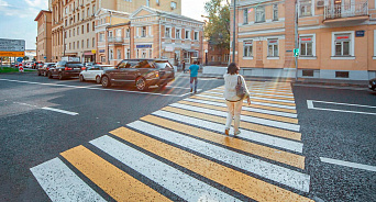 В Белгородской области учителей обязали дежурить у переходов возле школы