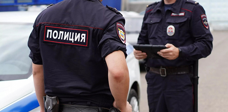 Названы имена преступников, разбивших головы полицейских в Краснодаре - выданы ориентировки на подозреваемых
