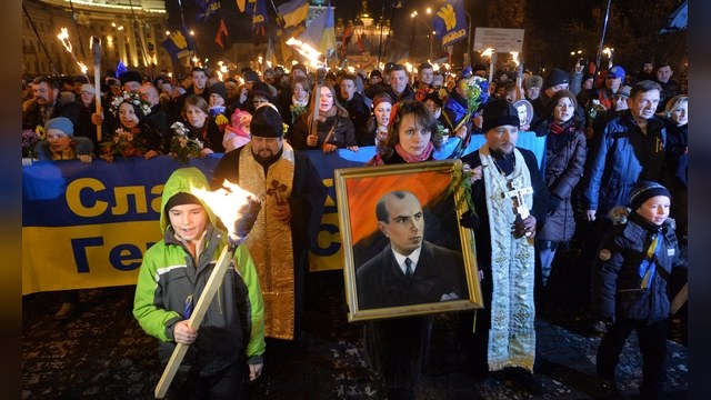 «Русские правы! Украине всё-таки нужна денацификация»: поляки увидели в Украине нацистское государство, посмотрев на беженцев