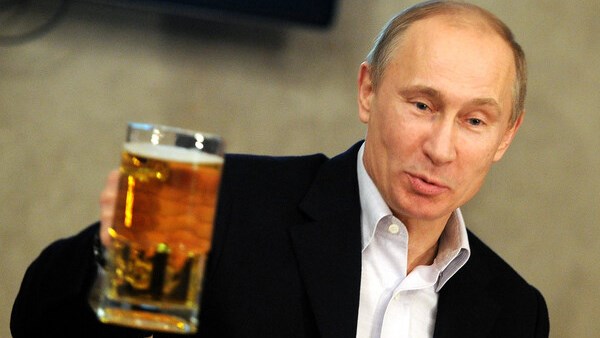 «Судьба Германии на примере одной пивной»: любимый бар президента России в Дрездене разоряется из-за запрета Владимиру Путину тут пить пиво