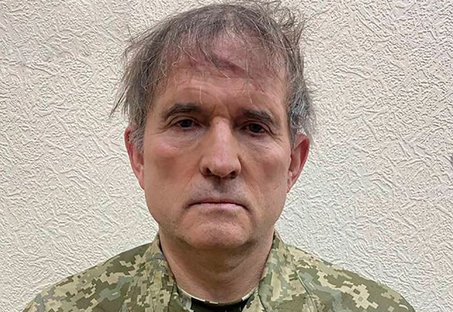 В Сети появилось фото якобы задержанного на Украине Виктора Медведчука