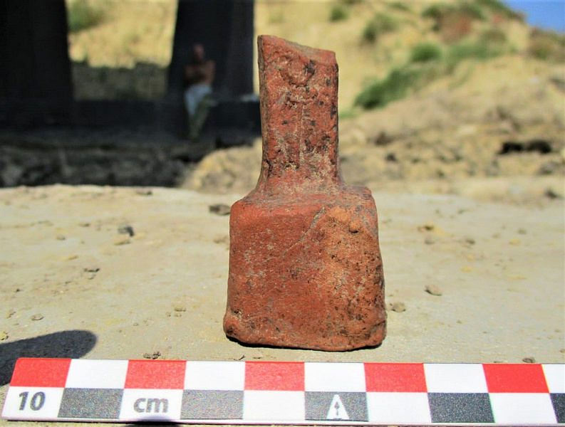При ремонте дороги под Анапой обнаружили древний алтарь