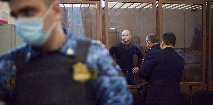 Суд отказал Пивоварову в переносе слушания дела в Петербург из Краснодара 