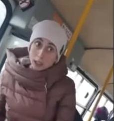 В Краснодаре в маршрутке женщина отказалась надевать маску и ударила ей ребёнка