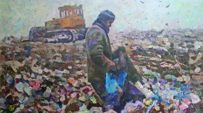 «Последствия мусорной реформы»: в Геленджике коммунальщики вывозят с мусорок только «подходящие» отходы, а остальные сваливают в кучу – ВИДЕО