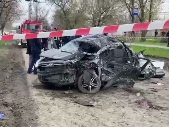 Под Новочеркасском 6 подростков сели пьяными в машину и разбились насмерть