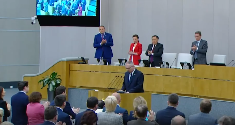 Спикера парламента ДНР депутаты Госдумы РФ встретили стоя 