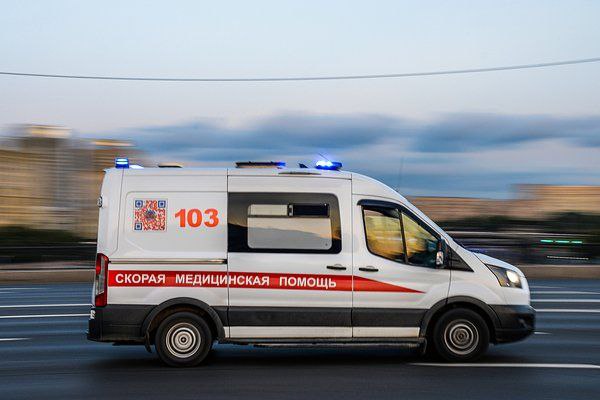 «Медики пытались откачать, но безуспешно!» В Краснодаре не справился с управлением и погиб водитель мотоцикла