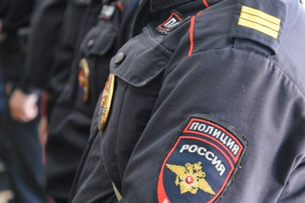 В Краснодаре полицейский на личном авто сбил двоих мужчин на зебре