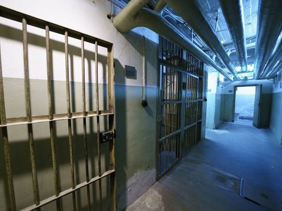 В Краснодаре на 18 лет тюрьмы осудили мужчину, который убил жену и тещу