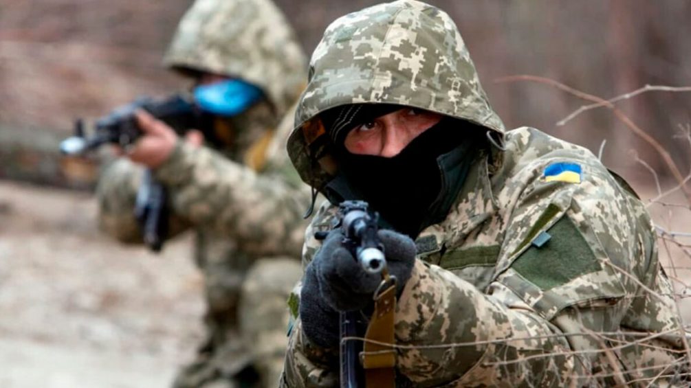 Минобороны РФ: ВСУ расстреляли 32 бойца, которые хотели сдаться