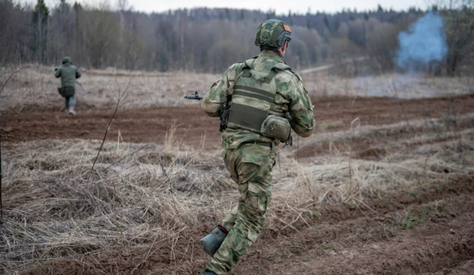 ВС РФ наступают у Артемовска на две «дороги жизни» ВСУ и поселки Хромово и Ивановское