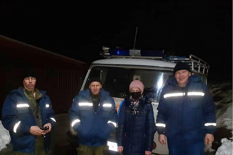 В Горячем Ключе спасатели нашли заблудившуюся в лесу женщину