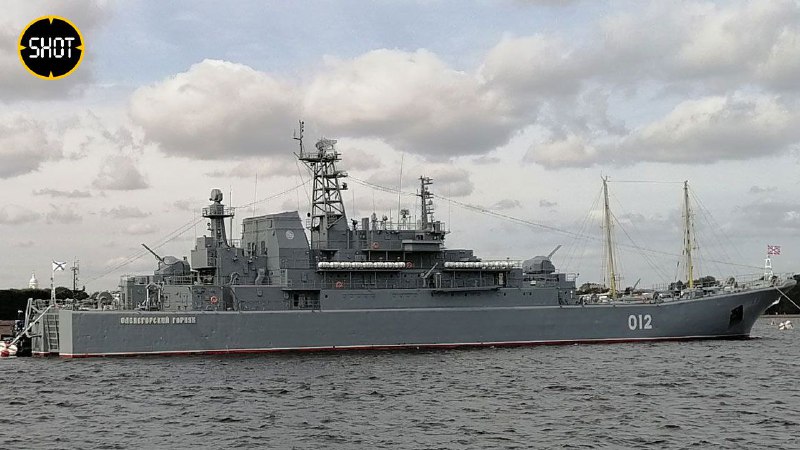 «Сдержали оборону!» ВСУ попытались атаковать военно-морскую базу в Новороссийске, но российские корабли отразили атаку - ВИДЕО