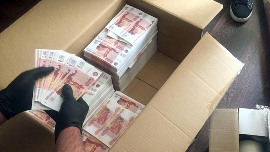 «Афера на 10 000 000 рублей!» Краснодарские полицейские задержали ранее судимого подозреваемого в серийном мошенничестве