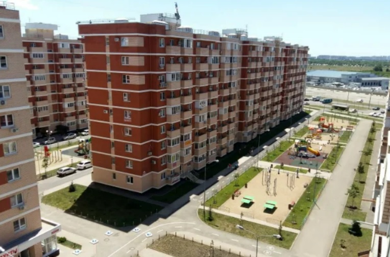 «Стоит трупный запах»: в Краснодаре тело мужчины неделю пролежало в запертой квартире