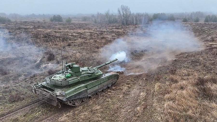 «Тут ад, но мы давим! Слава России!» Танкисты ВС РФ записали кадры ожесточенных боев под Угледаром – ВИДЕО