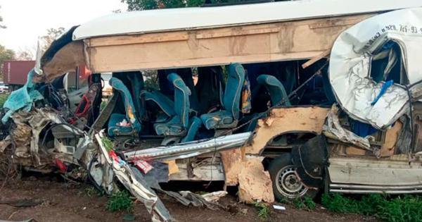На Кубани дети погибли при столкновении грузовика и микроавтобуса