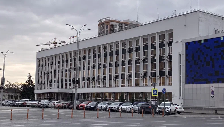 В мэрии Краснодара пообещали встретиться с жителями дач, живущих без света
