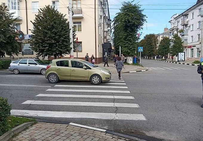 В Армавире 9-летняя девочка пострадала в ДТП с автомобилем и велосипедом