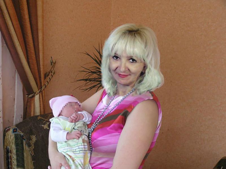 Дина Азизова.png Дина Азизова.png