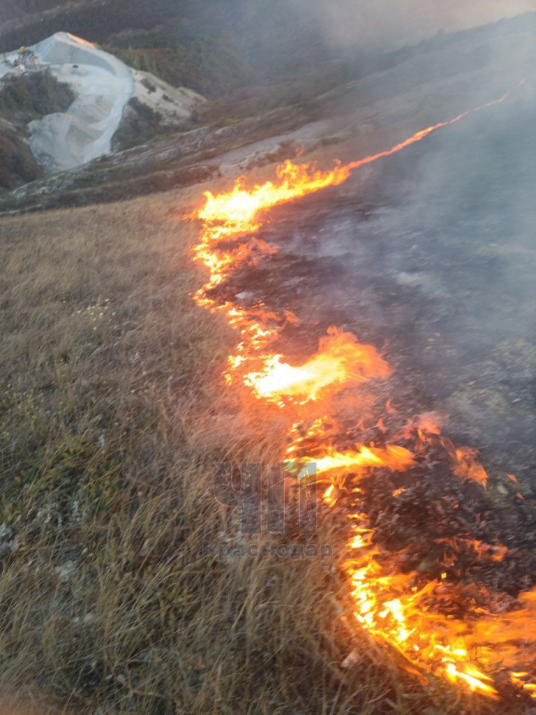 Пожар в Новороссийске