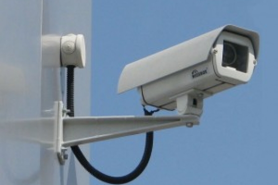 В центре Анапы устанавливают уникальные камеры видеонаблюдения, которые имеют функцию распознавания лиц.jpg