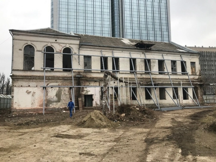 Реставрация старинного здания в центре Краснодара.png