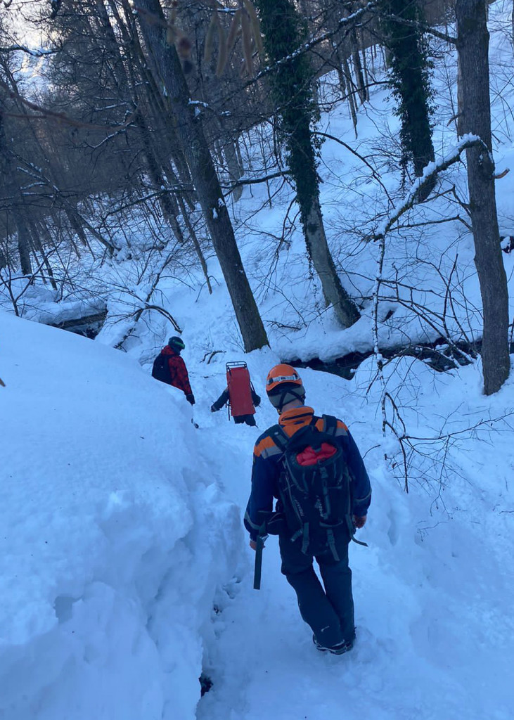 Спасатели помогли сноубордисту из Красноярска
