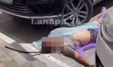 В Анапе мужчина упал на припаркованный автомобиль с высоты 13 этажа.jpg