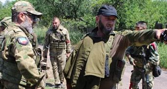 «Женя, дон! Пока мы не дойдем до позиций, ты будешь в обороне, дон!» В Бахмут прибыл Кадыровский спецназ «Ахмат»? - ВИДЕО