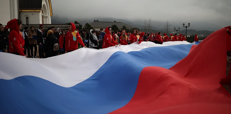 «Девять лет вместе!» На Кубани отпраздновали присоединение Крыма к России – ВИДЕО