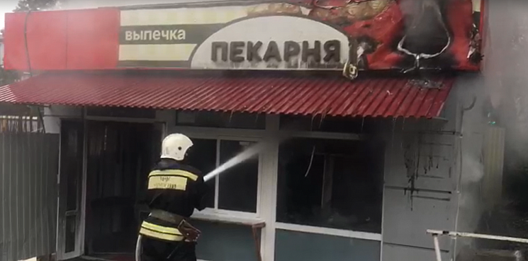 За выходные в Краснодарском крае произошло 66 пожаров 