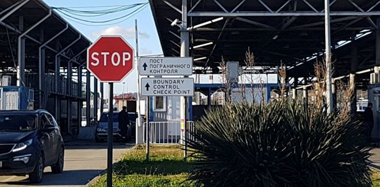 На Кубани на границе задержали фуру с оборудованием для майнинга криптовалют