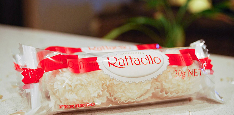 В российских магазинах начали появляться поддельные конфеты «Рафаэлло»