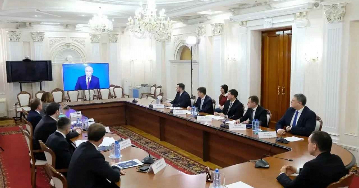 Кондратьев обещал взять в работу все вопросы кубанцев с «Прямой линии» Путина