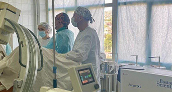 «Спасибо немецким технологиям!» Новороссийские врачи впервые раздробили лазером камень в детской почке