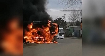 Вновь пожар: в Краснодаре сгорел автобус