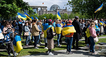 «Украинские беженцы не бедствуют!» В Германии больше половины украинских беженцев живут в собственных квартирах – ВИДЕО 