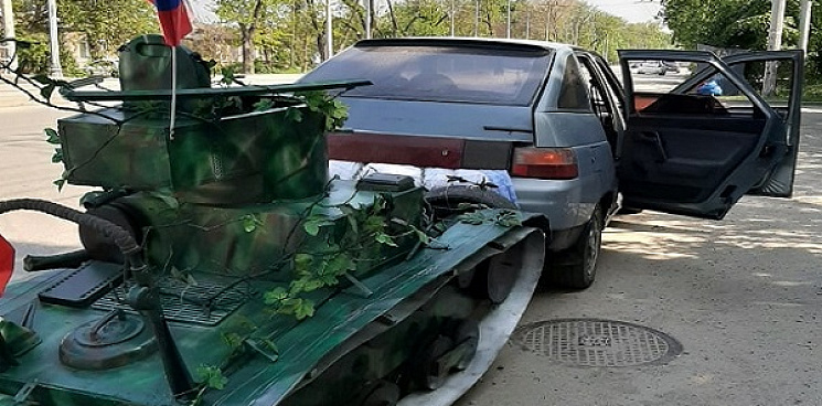 Прицепил танк к авто: таганрожца лишили прав за патриотический креатив