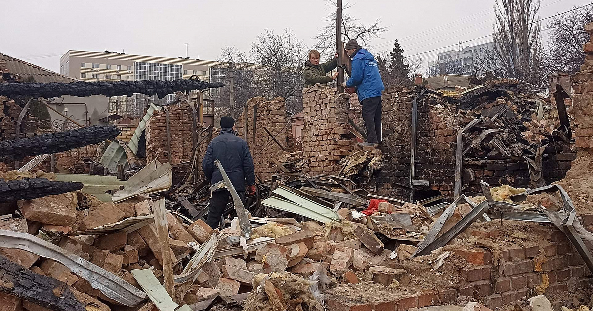 «Мы ничего такого не имели в виду!» Две девушки в Донецке спели гимн Украины на работе и были уволены – ВИДЕО