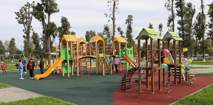 В Тбилисском районе после благоустройства открылся парк