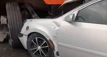 «Столкнулись семь автомобилей, пришлось перекрыть федеральную трассу»: на Кубани произошло массовое ДТП – ВИДЕО