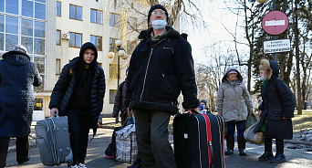 Краснодарские вузы открыли пункты сбора гуманитарной помощи для беженцев