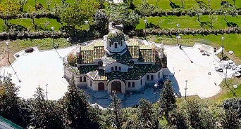 Храм во “дворце Путина” не имеет отношения к Новороссийской епархии