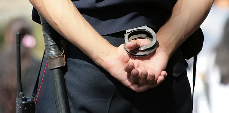 Полицейского из Геленджика, ранее осуждённого на семь лет, могут снова привлечь к ответственности