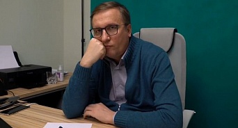 Экс-судья Новиков собрался в Госдуму, но не смог оформить документы