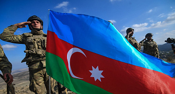 «Бои продолжаются, но остановить врага невозможно! Мать Армения предала!» Армия Азербайджана продвигается в Нагорном Карабахе 